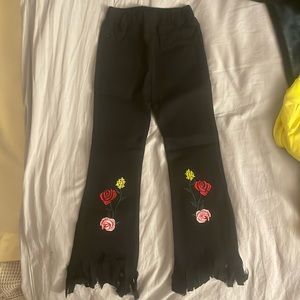 Girl youth black jeans with flowers on it